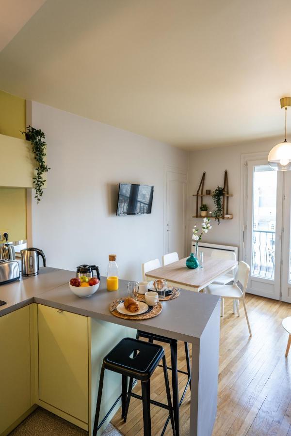 Tours Centre - Proche Gare - Parking Velo - Balcon - Arrivee Autonome Apartment Exterior foto